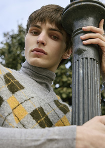 MAKSIM